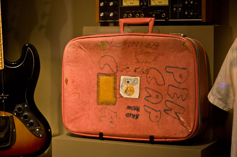 Kurt Cobain的手提箱。