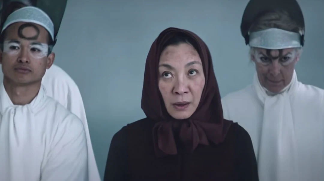 「我可以體驗多重宇宙的其他生活，卻永遠沒辦法成為當中的任何一人，於是我連自己也當不好了。」